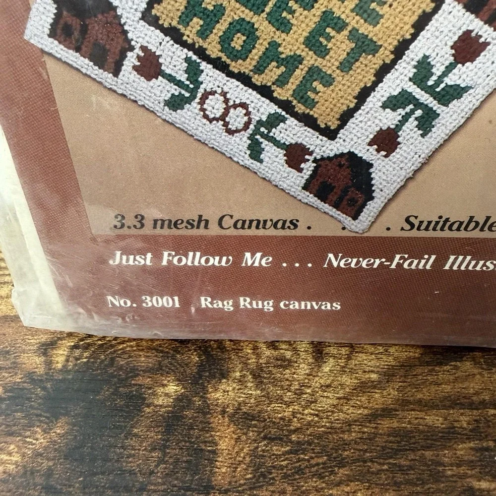 Vintage Rugpoint Rag Rug Kit Heart Birds Distelfink Suzanne McNeill Canvas New